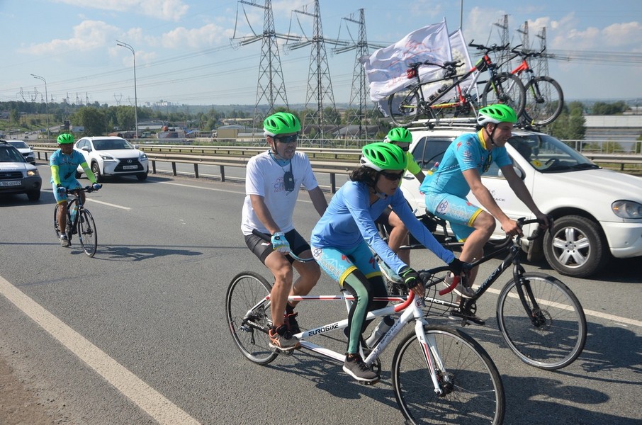 Велопробег BLIND RACE Astana-Paris с участием казахстанских паралимпийцев проходит по России.